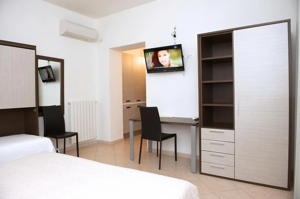 Domo - Guest-House Il Nespolo Fiorito Bed & Breakfast Orosei İtalya