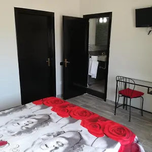 https://hotel-primavera-naples.hotels-amalfi.com