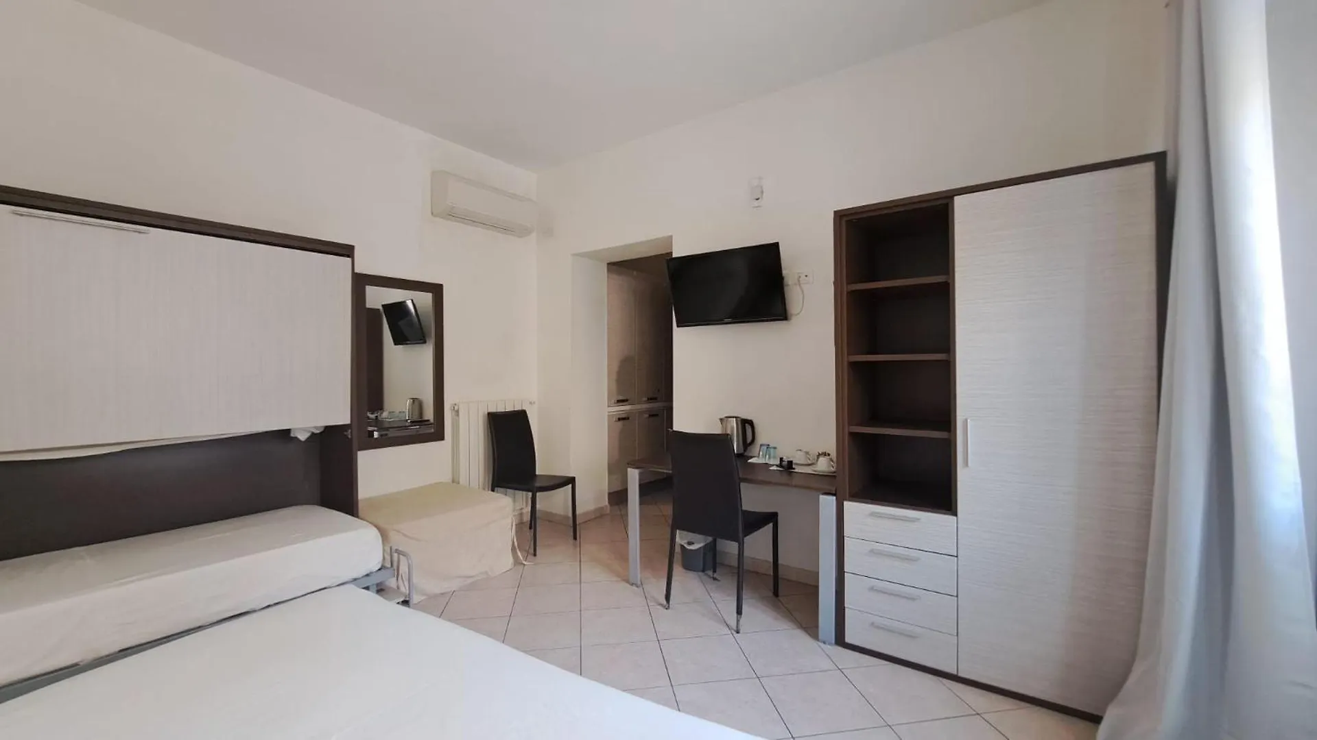 Bed and Breakfast Domo - Guest-House Il Nespolo Fiorito Orosei
