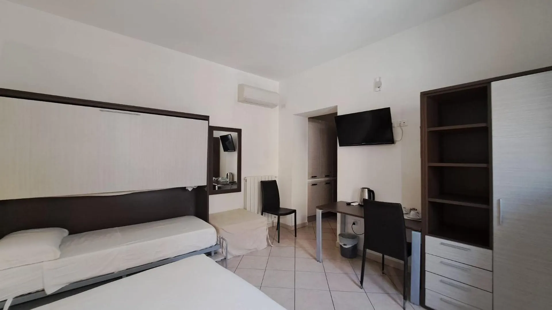 Bed and Breakfast Domo - Guest-House Il Nespolo Fiorito Orosei Italien