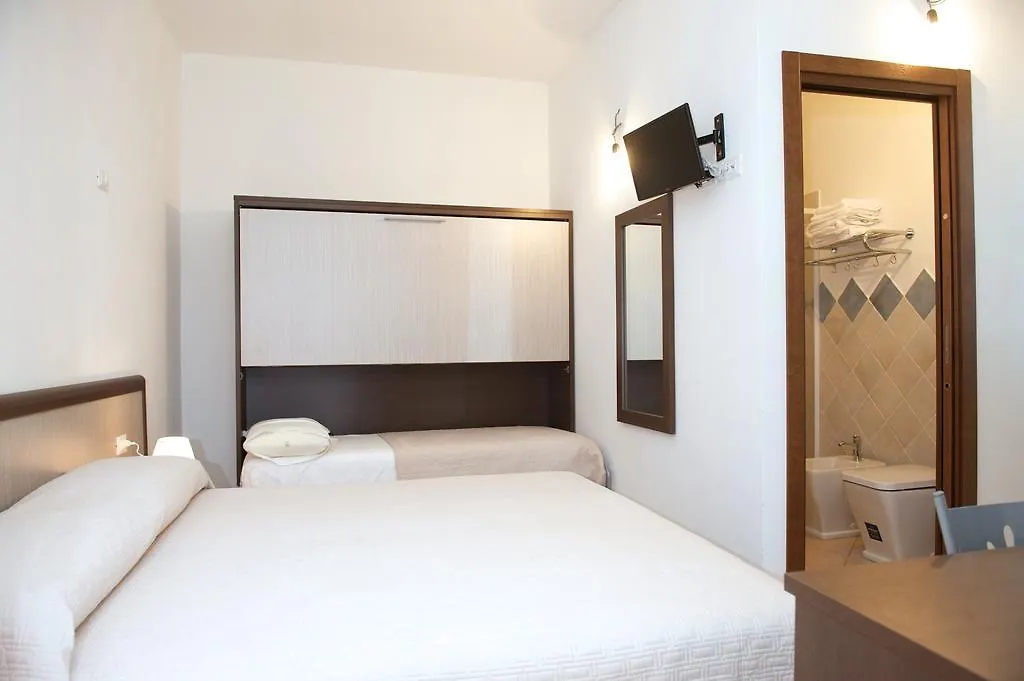 Domo - Guest-House Il Nespolo Fiorito Bed & Breakfast Orosei