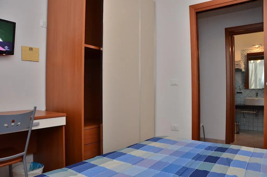 Frühstückspension Bed and Breakfast Domo - Guest-House Il Nespolo Fiorito Orosei Italien
